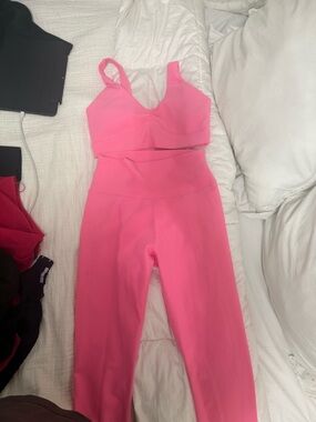 High-Rise Pink Sculpting Leggings with Matching Supportive Crop Top